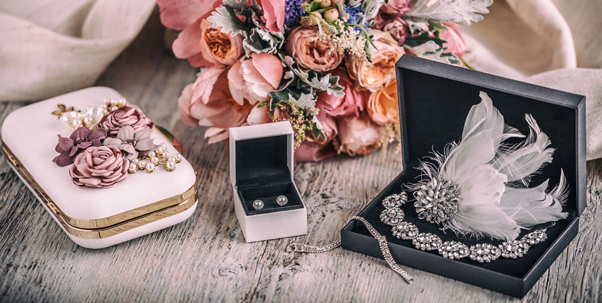Choosing-your-wedding-jewellery