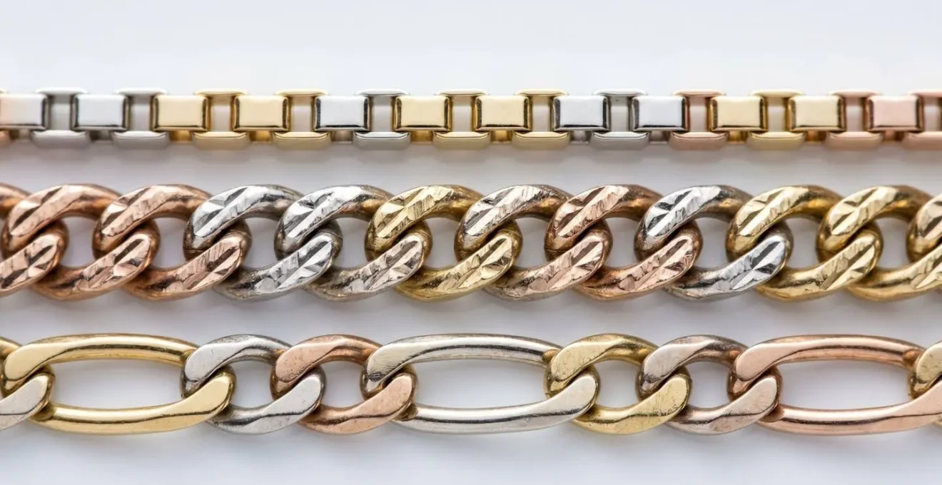 Macro photograph showing box and curb chain links in detailed comparison